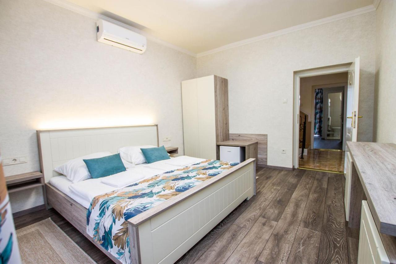 Hotel Járja Panzió Hajdúszoboszló Exterior foto