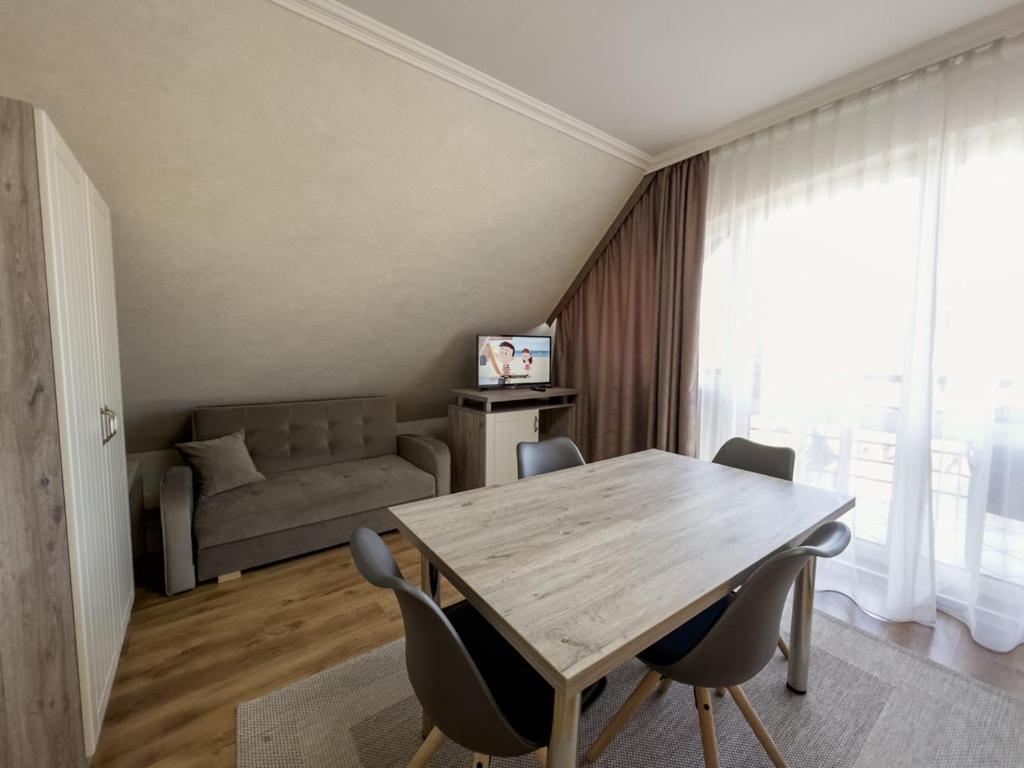 Hotel Járja Panzió Hajdúszoboszló Exterior foto